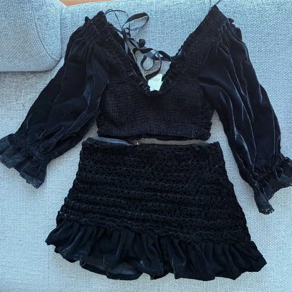 Free People Black Velvet Two-Piece Set Size Small OB207286 brand new - Picture 13 of 16